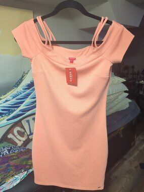 Guess Women Cold Shoulder Sleeve Polyester Dress Size Small Pink Salmon New Tag